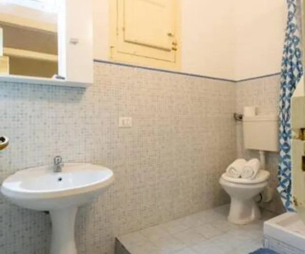 Camera con letto king size